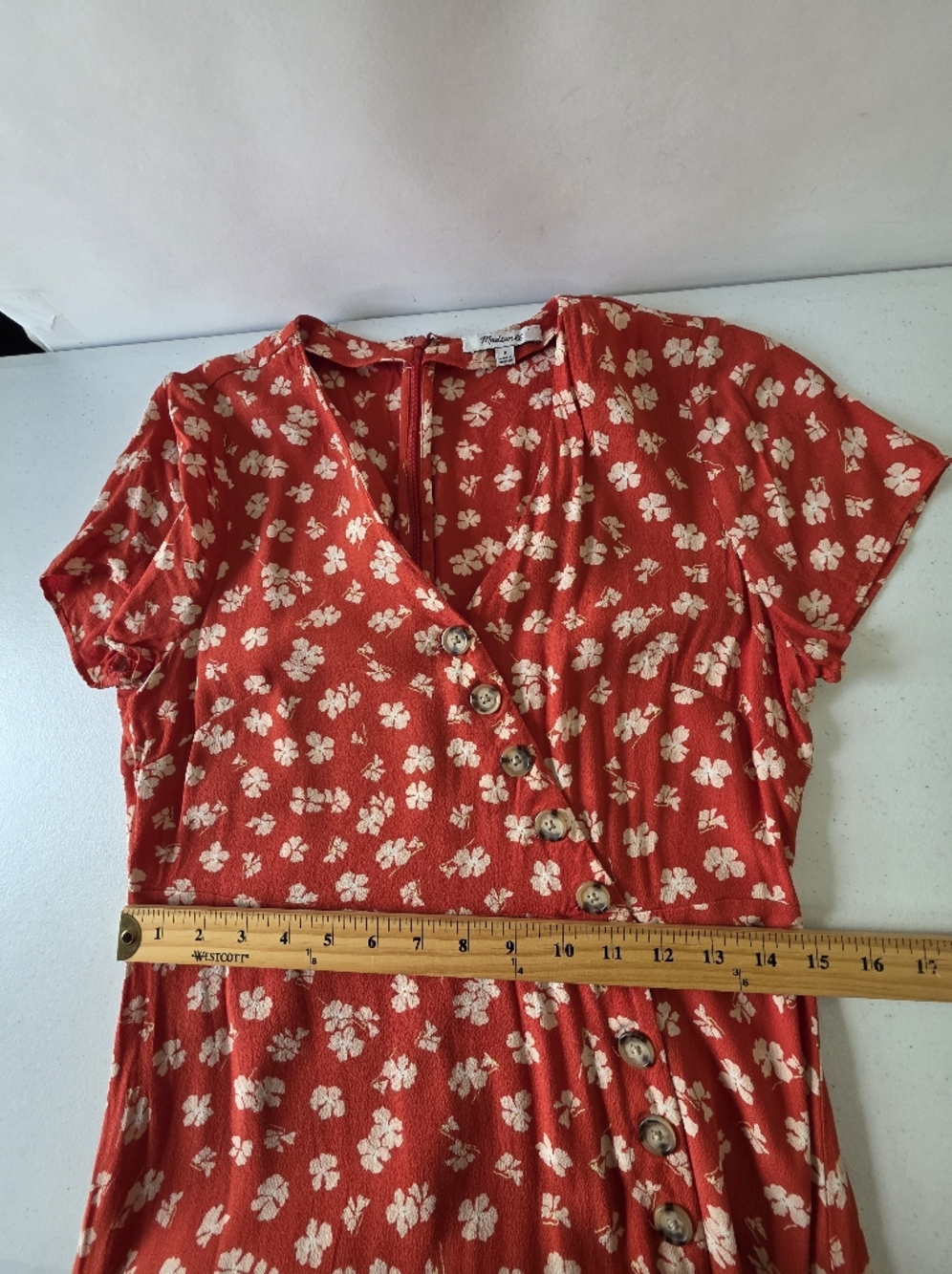 Madewell Hibiscus Print Button Wrap Midi Dress Size 6 Floral Viscose Summer - Picture 6 of 13